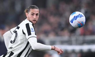 Người cũ của Pau FC trên đường cập bến Man United