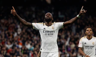 Thắng trận đầu năm, Real Madrid bỏ xa Barca tới 10 điểm