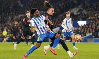 Chelsea đại bại 0-3, thua cùng đối thủ 2 trận trong 1 tuần