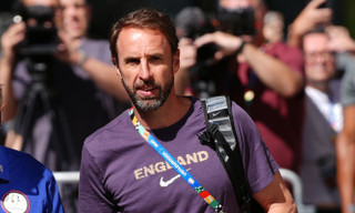 Đội tuyển Anh lánh mặt người hâm mộ sau thất bại ở chung kết EURO 2024, âm thầm trở về trên chuyến bay bí mật