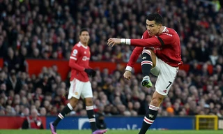 Cựu danh thủ MU: 'Maguire mắc nợ Ronaldo'