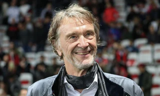 Tỷ phú hâm mộ Man United tuyên bố chi hơn 4 tỷ bảng mua lại Chelsea