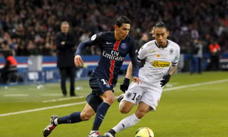 Billy Ketkeophomphone đối đầu với siêu sao Di Maria