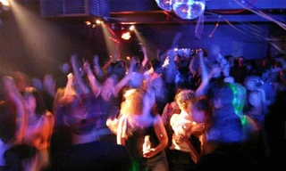 Những “điểm trừ” của du học sinh Việt (tiếp theo)