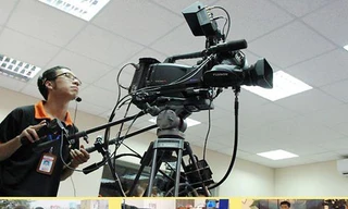 Sinh viên sản xuất phim tài liệu truyền hình