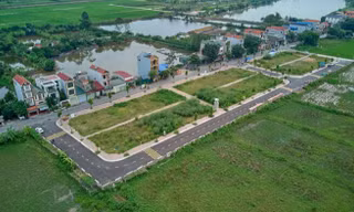 Hàng chục lô đất huyện ven Hà Nội sắp lên 'sàn đấu giá', khởi điểm thấp 5,3 triệu đồng/m2