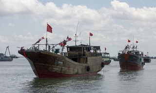 32 tàu Trung Quốc thả neo gần quần đảo Trường Sa hôm 13/5