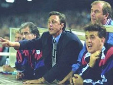 Dùng Tiqui-taca để phòng ngự