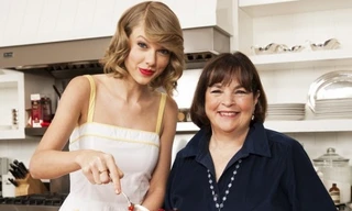 Taylor Swift bất ngờ trổ tài nấu nướng cực siêu