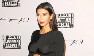 Cô Kim bất ngờ chuộng gu ăn mặc kín đáo