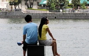 Chính phủ giúp người độc thân tìm bạn đời