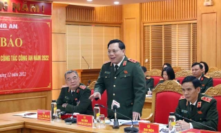 Giám đốc Công an Hà Nội nói về tin đồn hai Trưởng Công an quận xin nghỉ hưu sớm vì 'sức ép' 