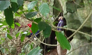 Hiện trường nơi nghi phạm treo cổ.