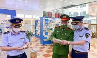 Dẹp loạn thủ đoạn trục lợi từ kinh doanh kit test, thuốc điều trị COVID-19 nhập lậu