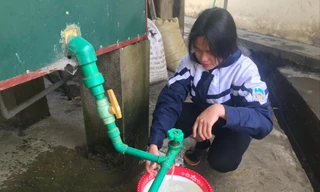 Mùa đông này, dù có giá buốt đến đâu, học sinh Trường THCS&THPT Bát Xát, Lào Cai vẫn có nước nóng để sinh hoạt 