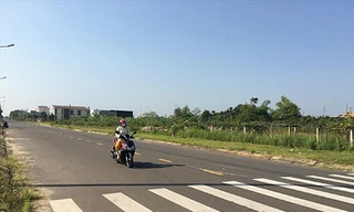 Đường Đô Đốc Lân (TP Đà Nẵng), nơi công ty Quảng Đà vẽ dự án để rao bán các lô đất nền đang bị CA TP Đà Nẵng điều tra làm rõ hành vi lừa đảo. Ảnh: Thanh Trần 