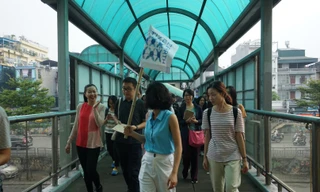 Người tham gia hào hứng theo dấu sông Tô Lịch đoạn “không lộ thiên”