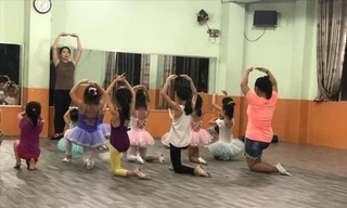 Các môn năng khiếu như múa, nhảy… luôn thu hút đông các em