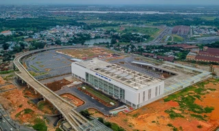 Nhà ga Bến xe Miền Đông mới đã hoàn thành nhưng giao thông kết nối và dịch vụ tiện ích chưa có 