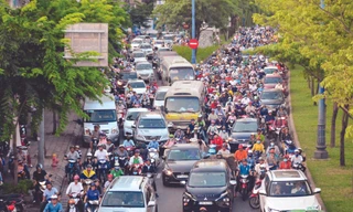 Lượng phương tiện giao thông lớn tại TPHCM là 1 trong những nguyên nhân gây ô nhiễm không khí