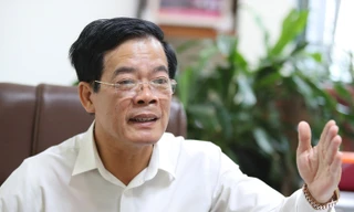 Nhà báo Nhị Lê, Phó Tổng Biên tập Tạp chí Cộng Sản Ảnh: Như Ý