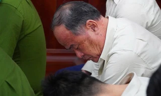 Cựu Chủ tịch UBND tỉnh An Giang - bị cáo Nguyễn Thanh Bình tại phiên tòa..