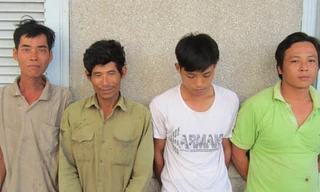 Tóm gọn hai băng trộm đột nhập lên tàu chìm Heung A Dragon