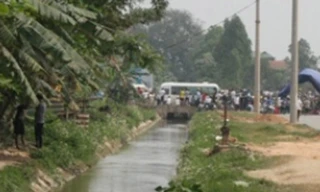 ‘Chìa khóa’ vụ quan tài diễu phố xin ở lại đồn công an