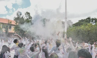 Teen MIKI tri ân mái trường trăm tuổi: Tạm biệt thanh xuân, “chuyến tàu” 1720 xin rời bánh