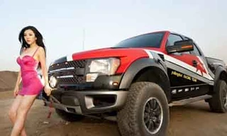 Ngắm vòng một 'căng tròn' bên xe bán tải