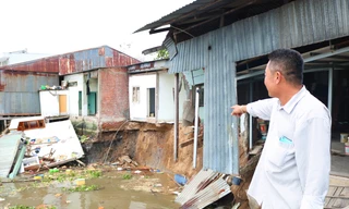 Sạt lở sông Cần Thơ, 5 hộ dân di dời khẩn cấp