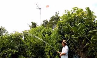 Lão nông miền tây chế tạo điện gió sinh hoạt, tiết kiệm tiền triệu mỗi tháng