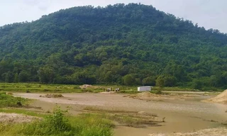 Tắm tại hồ đang nạo vét, 3 học sinh tiểu học đuối nước thương tâm