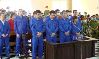 Tổ chức lắc tài xỉu, 36 bị cáo chia nhau 71 năm tù