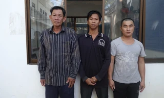 Bị bắt vì đưa người trái phép qua biên giới với giá 250.000 đồng