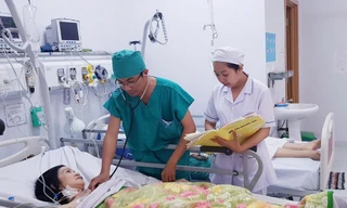 Truyền 3,5 lít máu cứu người phụ nữ bị cháu ruột đâm nguy kịch