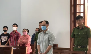 U40 giở trò đồi bại với bé gái chậm phát triển, bóc lịch 14 năm