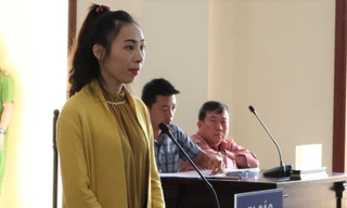 Chiếm đoạt 28 lượng vàng của khách gửi giữ hộ, nữ nhân viên lĩnh 13 năm tù