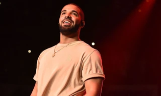 Drake nhá hàng “Toosie Slide” trên Tik Tok khiến dân tình thi nhau “đổ ầm ầm”