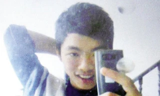 Từ clip sex nữ sinh đến những bà mẹ nhí