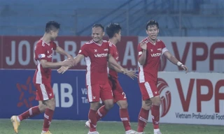 Quế Ngọc Hải ghi bàn cho Viettel. (Ảnh: Minh Hoàng)