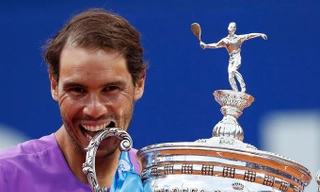 Nadal nói gì sau khi lập kỷ lục 12 lần vô địch Barcelona Mở rộng