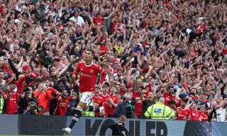 Sau kỷ lục hat-trick ở Bồ Đào Nha, Ronaldo đứng trước cột mốc vĩ đại tại Ngoại hạng Anh 