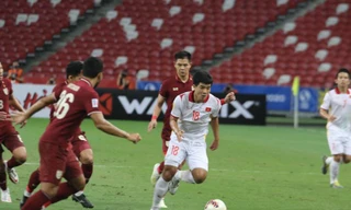 Đức Chinh chấn thương dây chằng chéo, lỡ trận Việt Nam - Trung Quốc 