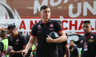 Tương lai bất định, Văn Lâm rớt giá thê thảm