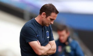 Lampard rời Chelsea sau 18 tháng cầm quân