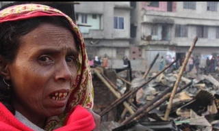 Thảm cảnh khu ổ chuột ở Bangladesh sau vụ hỏa hoạn