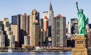 ĐH Mỹ hối hả “giải cứu” du học sinh: Vừa tìm cách “lách luật”, vừa kiện chính quyền Trump