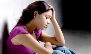 Vu khống cha dượng cưỡng hiếp mình