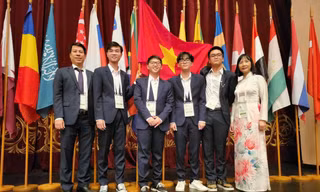 4/4 học sinh Việt Nam đoạt giải tại Olympic Sinh học quốc tế 2022